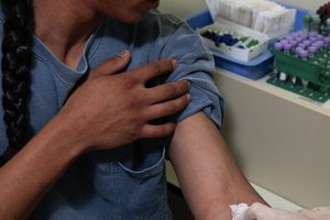 Evita el ejercicio por al menos varias horas luego de donar sangre.