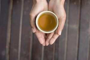 El té de peonía blanca puede ayudar a los riñones y a la salud del hígado.