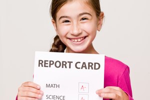 Los reportes de calificaciones indican a los padres cómo van sus hijos en sus clases.