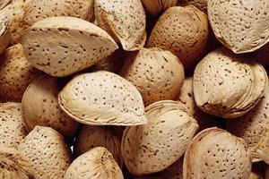 Las almendras tienen ventajas sobre los anacardos.