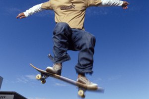 Las patinetas tradicionales son para realizar trucos, las tablas largas para trasladarse.