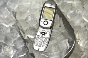 Refresca tu factura del teléfono celular al presupuestar y usar paquetes prepagados de minutos.