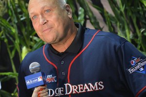 Cal Ripken prestó su nombre a una liga con reglas orientadas a los jóvenes.