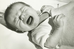 Un bebé llorando puede necesitar un balanceo para calmarse.
