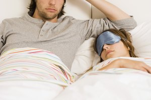 Obtén alivio para el dolor con una compresa caliente casera.