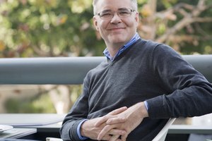 La hemocromatosis hereditaria es más común en hombres caucásicos.