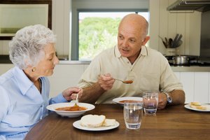 Esfuérzate por incluir proteína en cada comida.