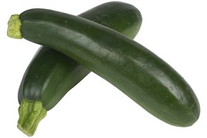 Ya sea que quieras perder peso o simplemente quieras evitar engordad, es esencial para controlar el consumo de calorías líquido.