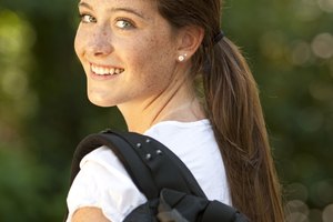 Las advertencias continuas hacia el joven pueden causar más daño que beneficios para el.
