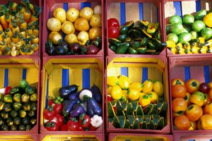 La frutas y las verduras son bajas en calorías y dan mucha saciedad.