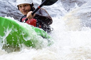 Necesitarás habilidades de experto en kayak para cruzar las Clarks Fork de Yellowstone River.