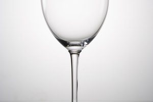 Las calorías en el vino tinto pueden variar, dependiendo de la variedad.