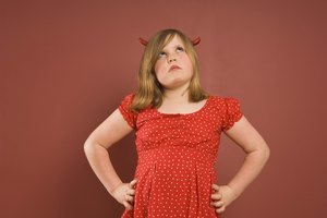 Los padres autoritarios crean problemas de comportamiento.
