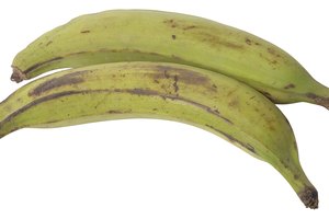 Una variedad del banana, los plátanos vienen llenos de vitamina A.