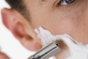 Usa exfoliantes para evitar los vellos encarnados.