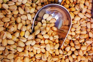 Los pistachos pueden ayudar a bajar el colesterol y a reducir la inflamación.