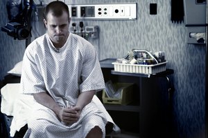 La balanitis es una simple inflamación de la cabeza del pene y el prepucio.