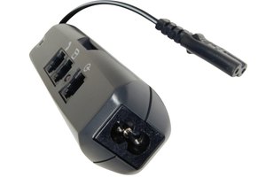 Una conexión suelta en un filtro de DSL puede hacer que la luz DSL parpadee.