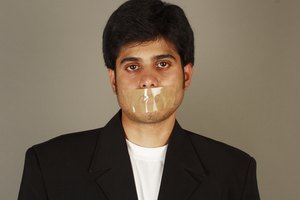 El primer paso: recordar mantener tu boca cerrada.