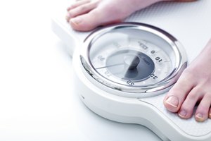 Tener sobrepeso u obesidad incrementa los riesgos para la salud.
