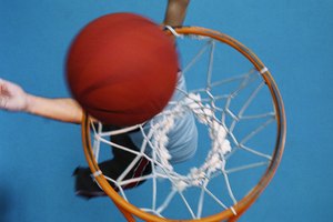 La realización de movimientos explosivos y potentes con el peso de tu propio cuerpo es una excelente manera de desarrollar velocidad y potencia.