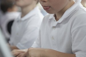 A medida que los niños alcanzan una infancia intermedia, son capaces de concentrarse en alcanzar metas.