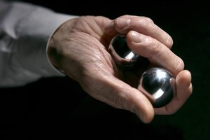 Mover las bolas Boading debe golpear puntos de acupresión para ayudar a relajarte.