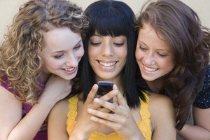 Los mensajes de texto que envían los adolescentes no siempre son malos.