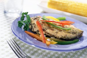 Pollo asado con vegetales.