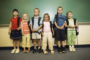 Los niños generalmente alcanzan los mayores hitos del lenguaje a los 6 años de edad.