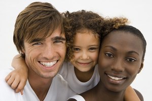 Quizás no pienses en la estructura familiar mientras crías a tus hijos de manera tradicional.