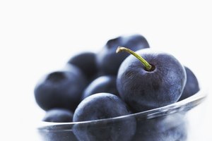Los arándanos contienen más antioxidantes que las pasas.