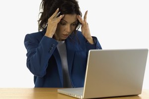 Es posible eludir las dificultades técnicas para instalar el Mac OS en una PC usando un software emulador.