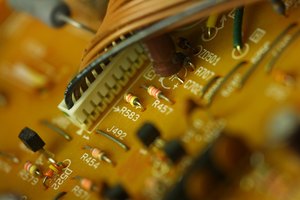 Cómo borrar el CMOS en una placa madre Gigabyte.