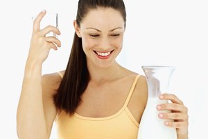 Los productos lácteos te ayudan a construir huesos y dientes fuertes.
