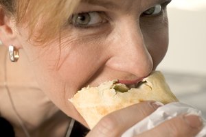Los burritos de Chipotle usan tortillas que contienen GMO y aceites hidrogenadas.