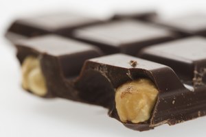 Un combinación excelente como aperitivo nootrópico es el chocolate negro con nueces u otros frutos secos.