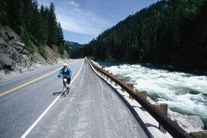 En temperaturas bajo el punto de congelación debes tener cuidado con el hielo que se puede formar en el camino.