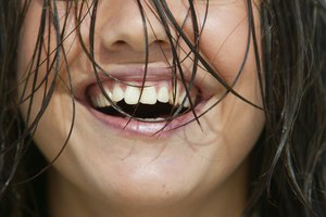 Tanto el agua suave como el agua fuerte son seguros para el cabello.
