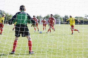 Los equipos de fútbol que se mueven bien con y sin la pelota son peligrosos frente a la red.