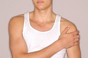 Las flexiones de pared son un ejercicio fácil y eficaz que se pueden hacer casi en cualquier lugar.