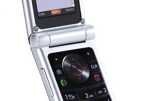 Localiza la ubicación de tu teléfono celular usando su dirección IP y sitios web de rastreo IP en línea.