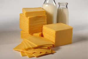 La caseína es utilizada para hacer queso.