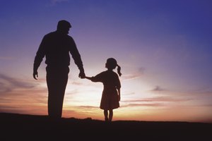 Al enseñar y fomentar un comportamiento respetuoso, le proporcionas a tu hijo habilidades para el éxito.
