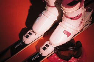 Las botas de esquí adecuadas ayudan a prevenir las ampollas en los pies y las piernas.