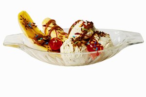 El plátano es una fruta saludable que se presta para la elaboración de variados y deliciosos aperitivos.