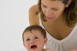 El proceso de dentición puede ser doloroso tanto para el bebé como para la mamá.