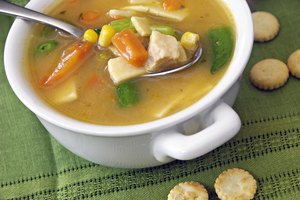 Sopa de pollo enlatada