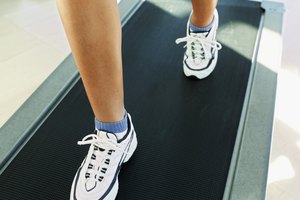 Hacer ejercicio en una caminadora es accesible para las personas con cualquier nivel de aptitud física.