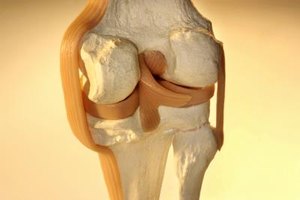 Thinkstock Images/Comstock/Getty Images Both chiropractors and orthopedic surgeons treat patients who have problems with joints and ligaments.